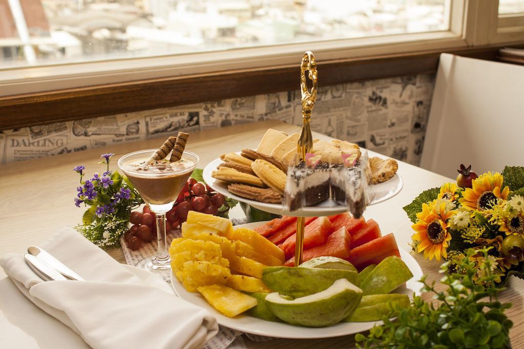 Cambridge Tainan Hotel Εξωτερικό φωτογραφία
