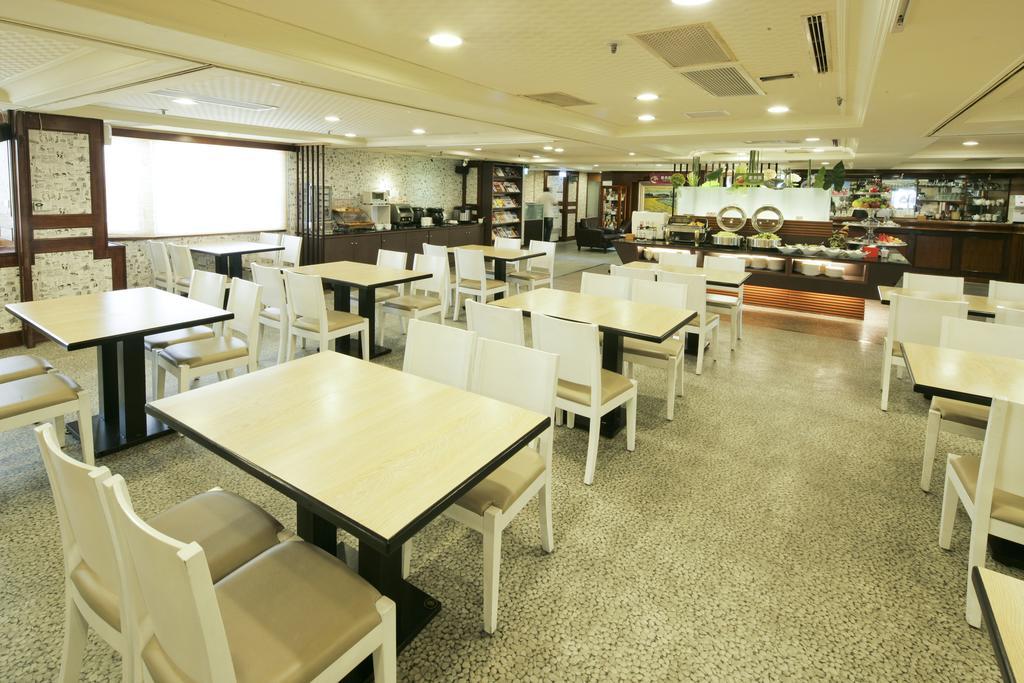 Cambridge Tainan Hotel Εξωτερικό φωτογραφία