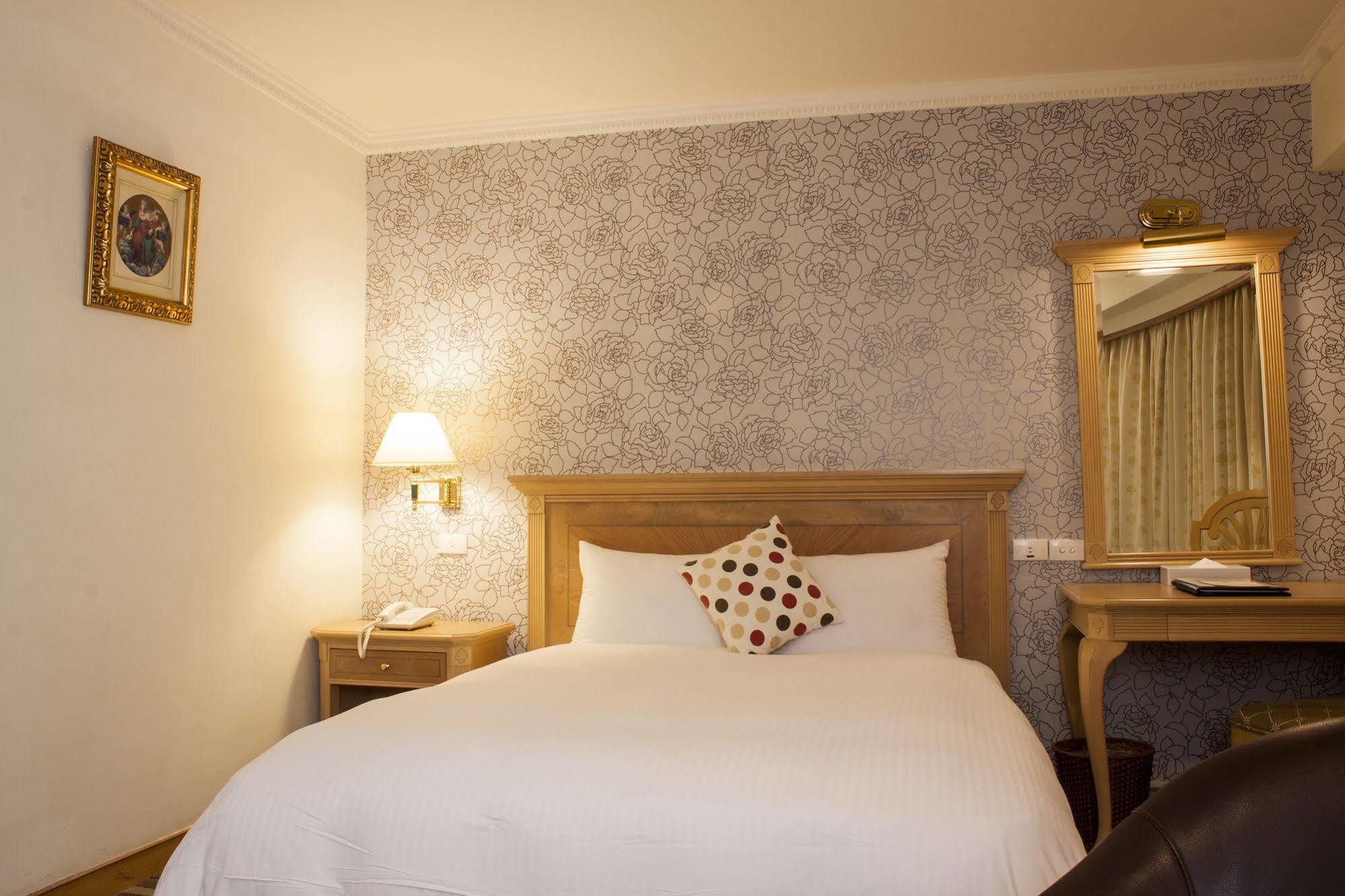 Cambridge Tainan Hotel Εξωτερικό φωτογραφία