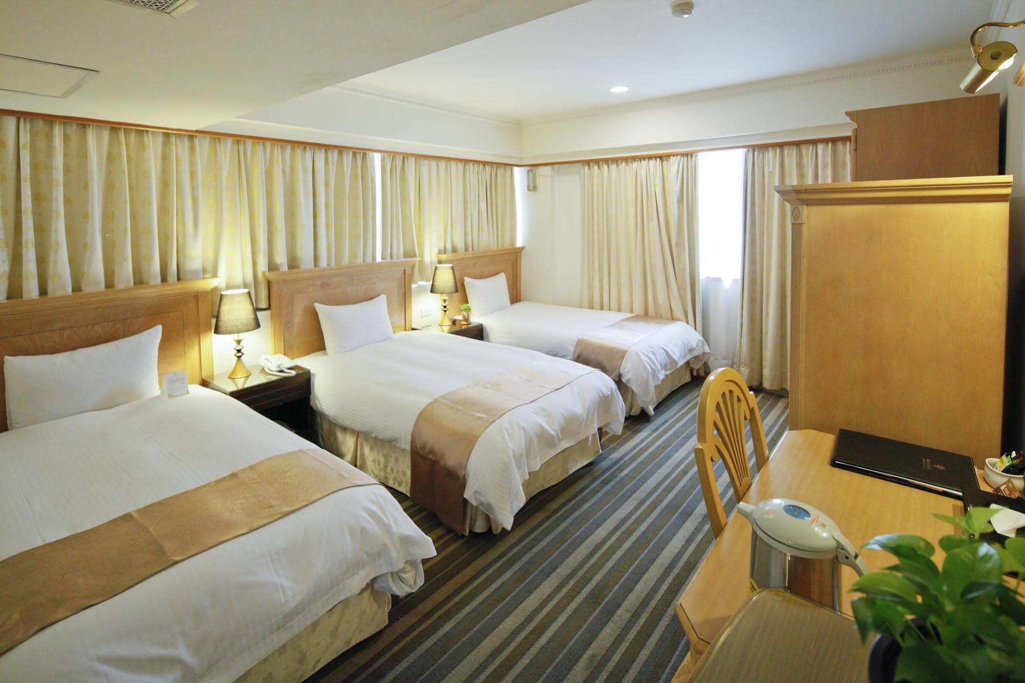 Cambridge Tainan Hotel Εξωτερικό φωτογραφία
